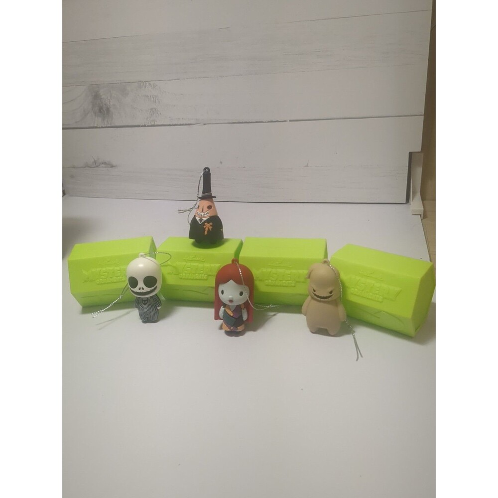 Lot Of 4 Hallmark Mystery Ornaments Nightmare Before Christmas Jack Sally Mayor!